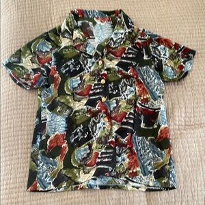 Women’s Handmade Multicolor Patterned Short-sleeve Button Up Vacation Shirt